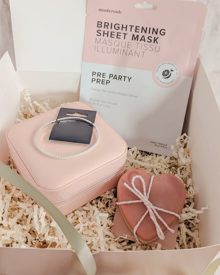 The Timeless Pearl Valentine's Day Gift Box