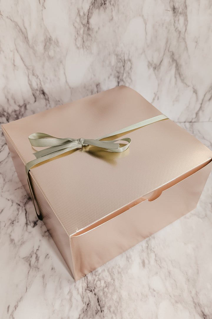 The Timeless Pearl Valentine's Day Gift Box
