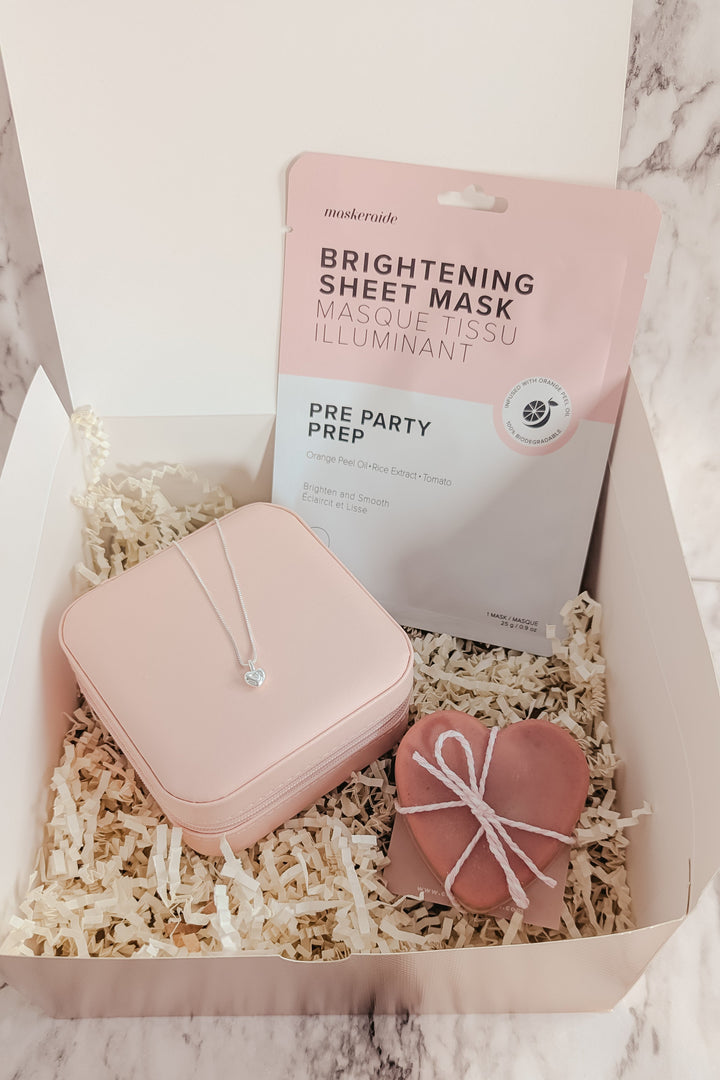 The Heartfelt Necklace Valentine's Day Gift Box