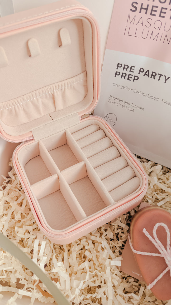 The Timeless Pearl Valentine's Day Gift Box