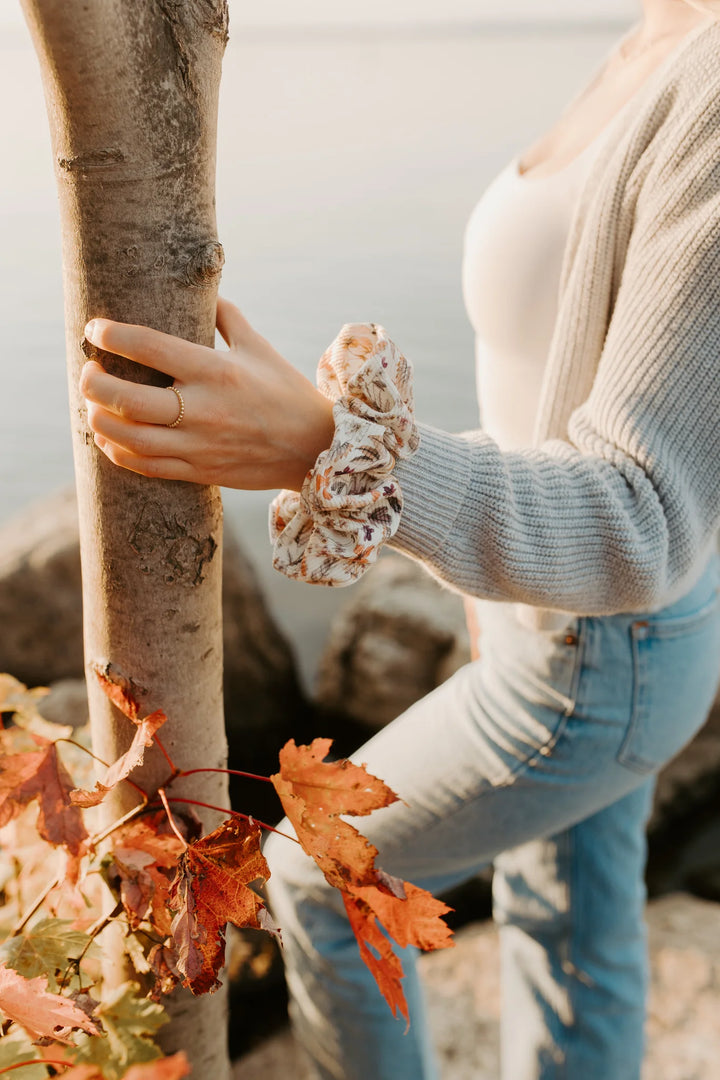 Cedar Woods Waffle Knit Scrunchie | Barbays