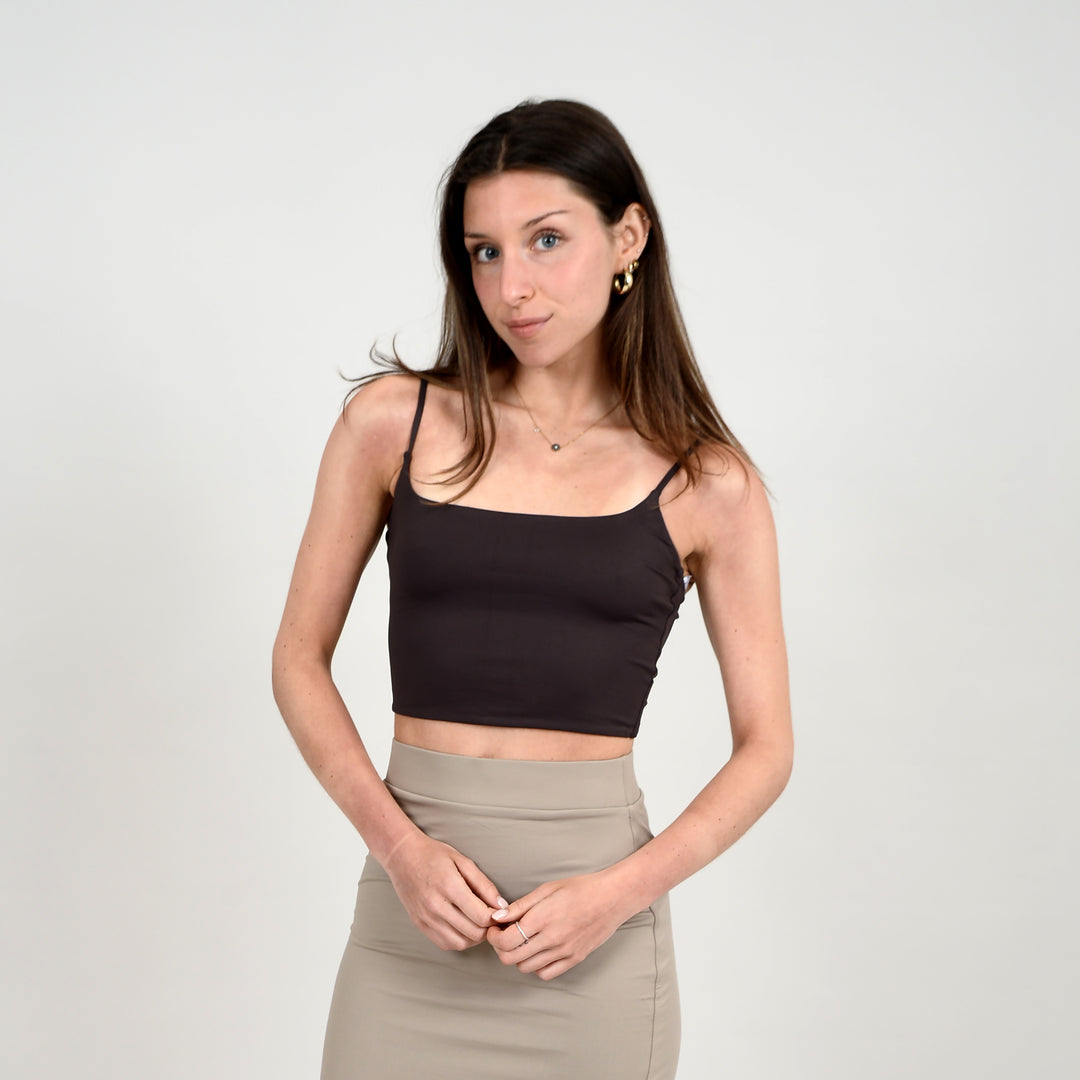 Pera adjustable strap tank in brown. This second skin id by rd style. Jolie folie boutique