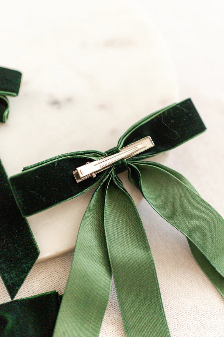 Windor Flat Velvet Bow in Emerald | Barbays