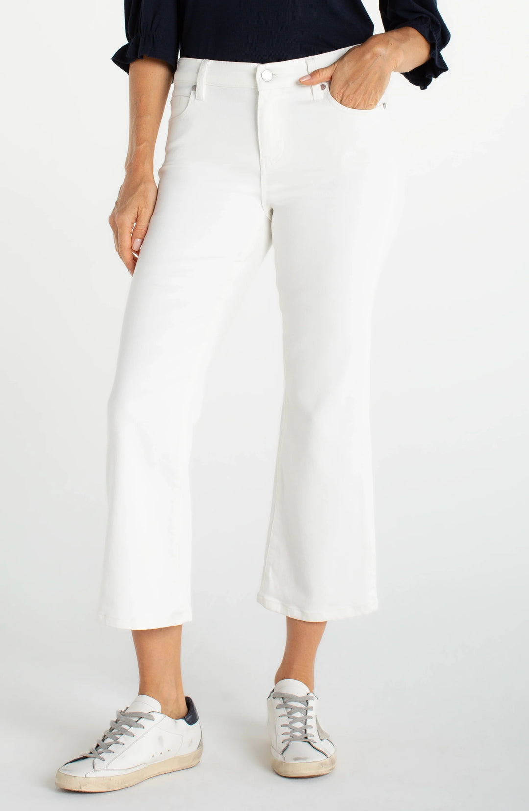 Hannah Cropped Flare White Jean | Liverpool
