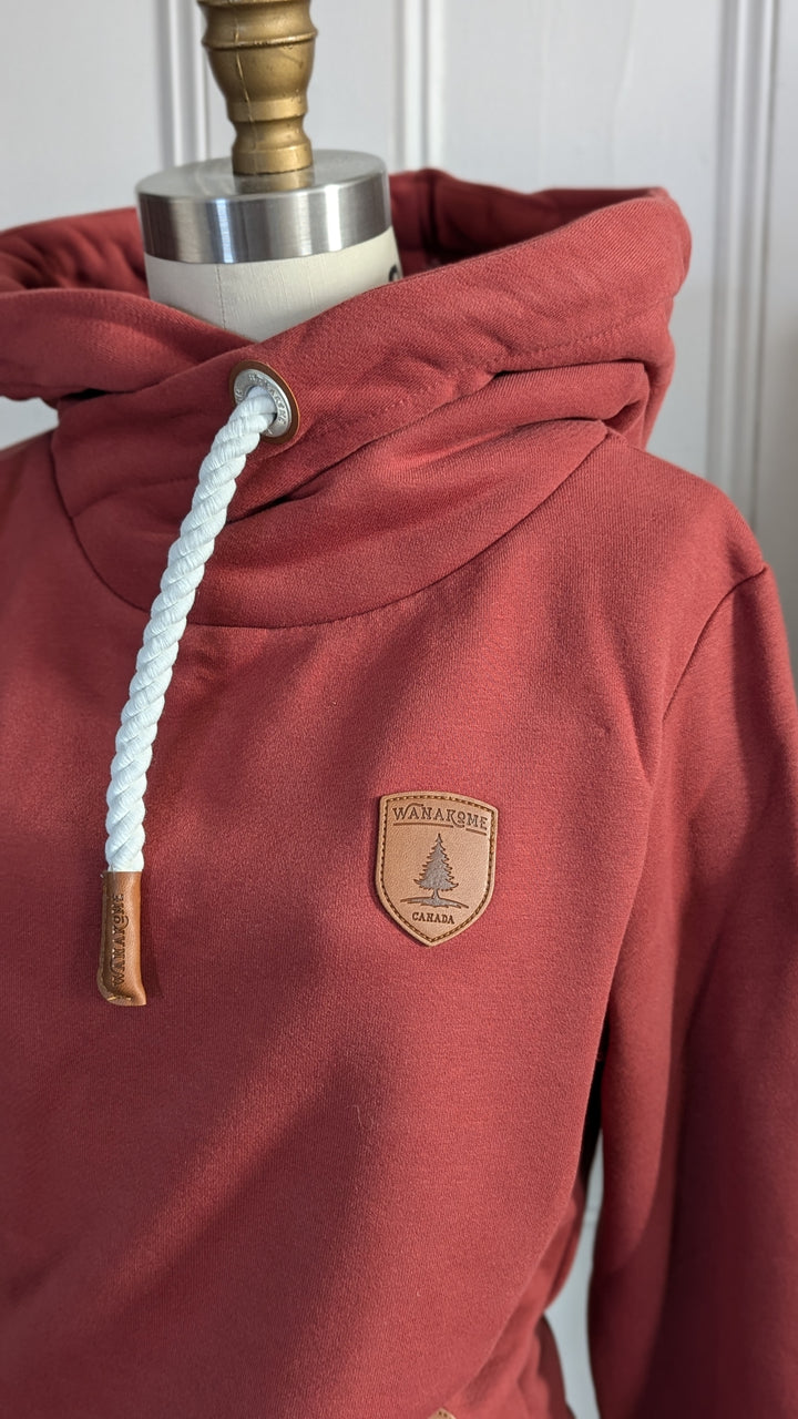 Artemis Hoodie - Rustic Red | Wanakome