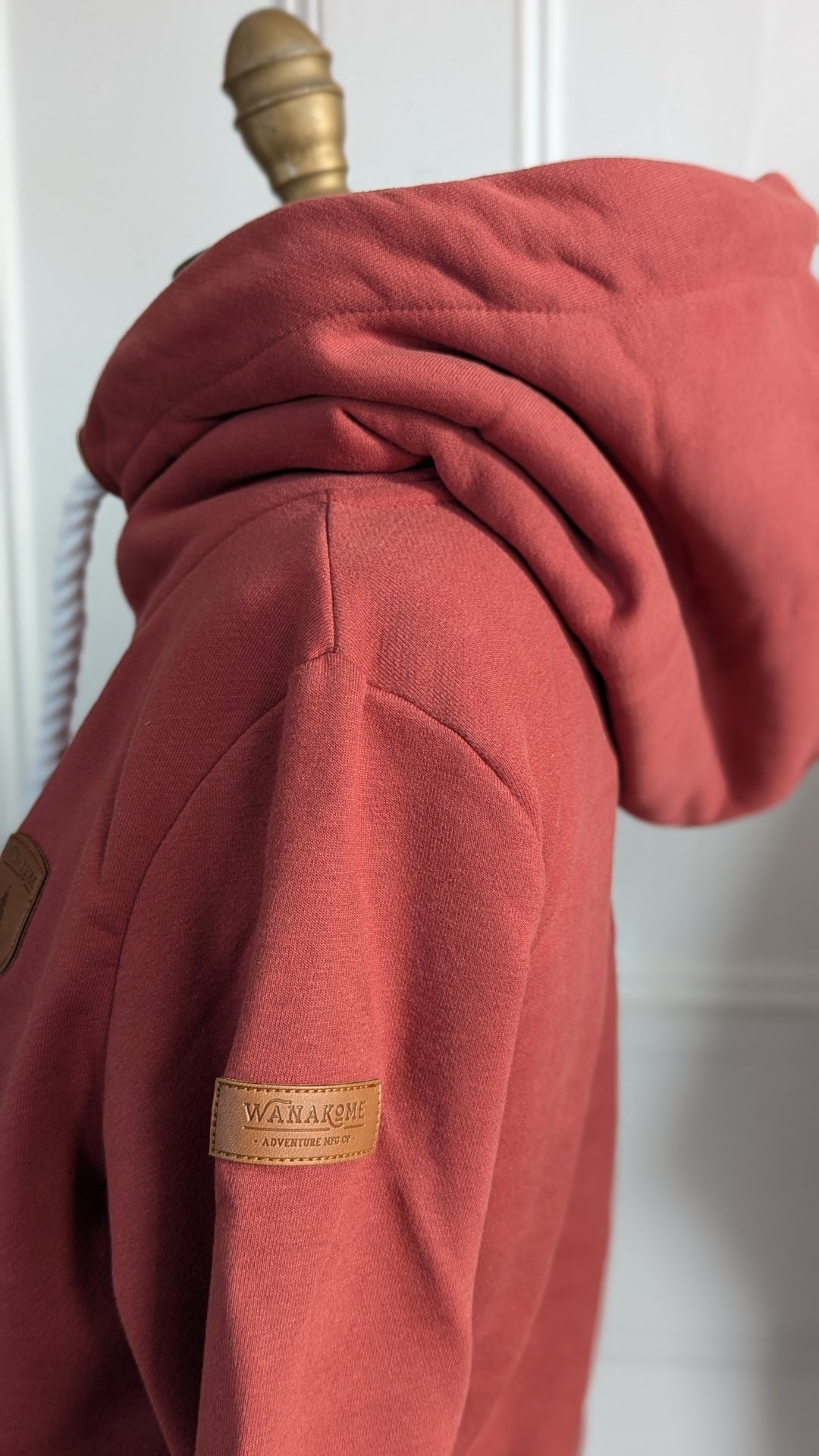 Artemis Hoodie - Rustic Red | Wanakome