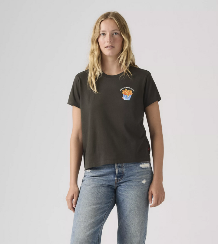 Graphic Favorite Tee – Button Your Fries | Levi's