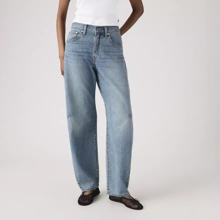 Styled Look: The La Belle Linen Top & Cinch Barrel Jean