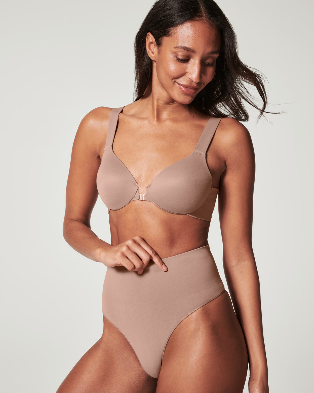Ecocare Seamless Shaping Thong - Cafe au Lait | Spanx