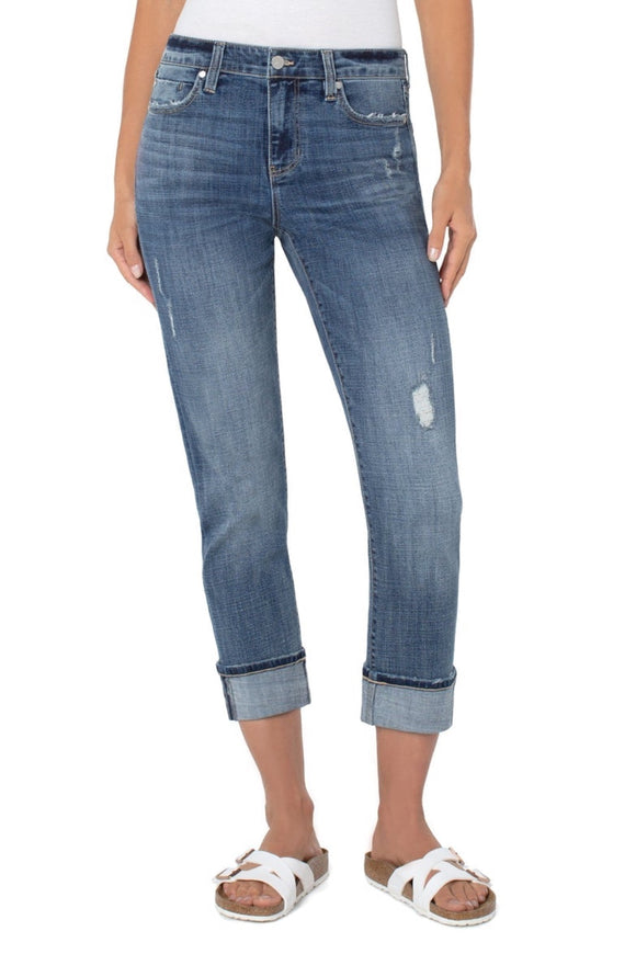 MARLEY GIRLFRIEND CUFFED ECO by liverpool. Spring 22 jeans. Jolie Folie
